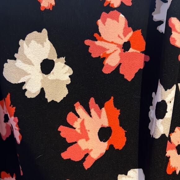 Elle Flower Dress black with red/pink and white/beige flowers Sz XL Fitted belt - Picture 9 of 11